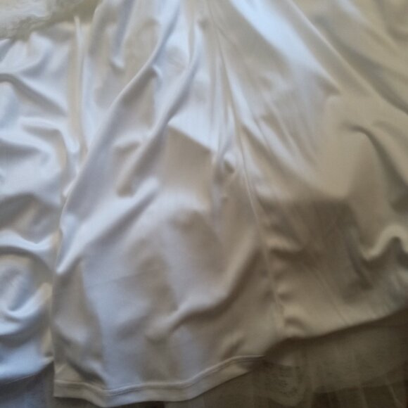 NWT Torrid Ivory Strech Lace Wedding Dress Size 24 - Picture 11 of 14